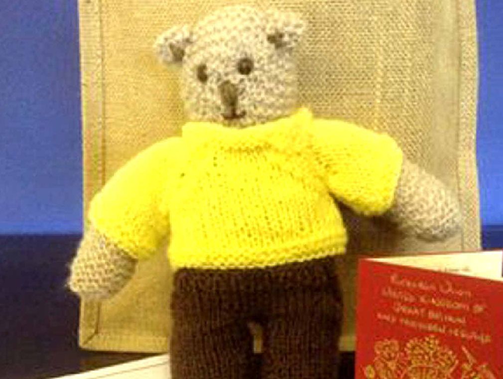 Fraser Coast Trefoil Guild welcomed a new member into their fold in February. Her name is Teddy Brownie and with official passport in hand, she flew in from Keynsham in England to live in Hervey Bay. Fraser Coast Trefoil Guild welcomed a new member into their fold in February. Her name is Teddy Brownie and with official passport in hand, she flew in from Keynsham in England to live in Hervey Bay.